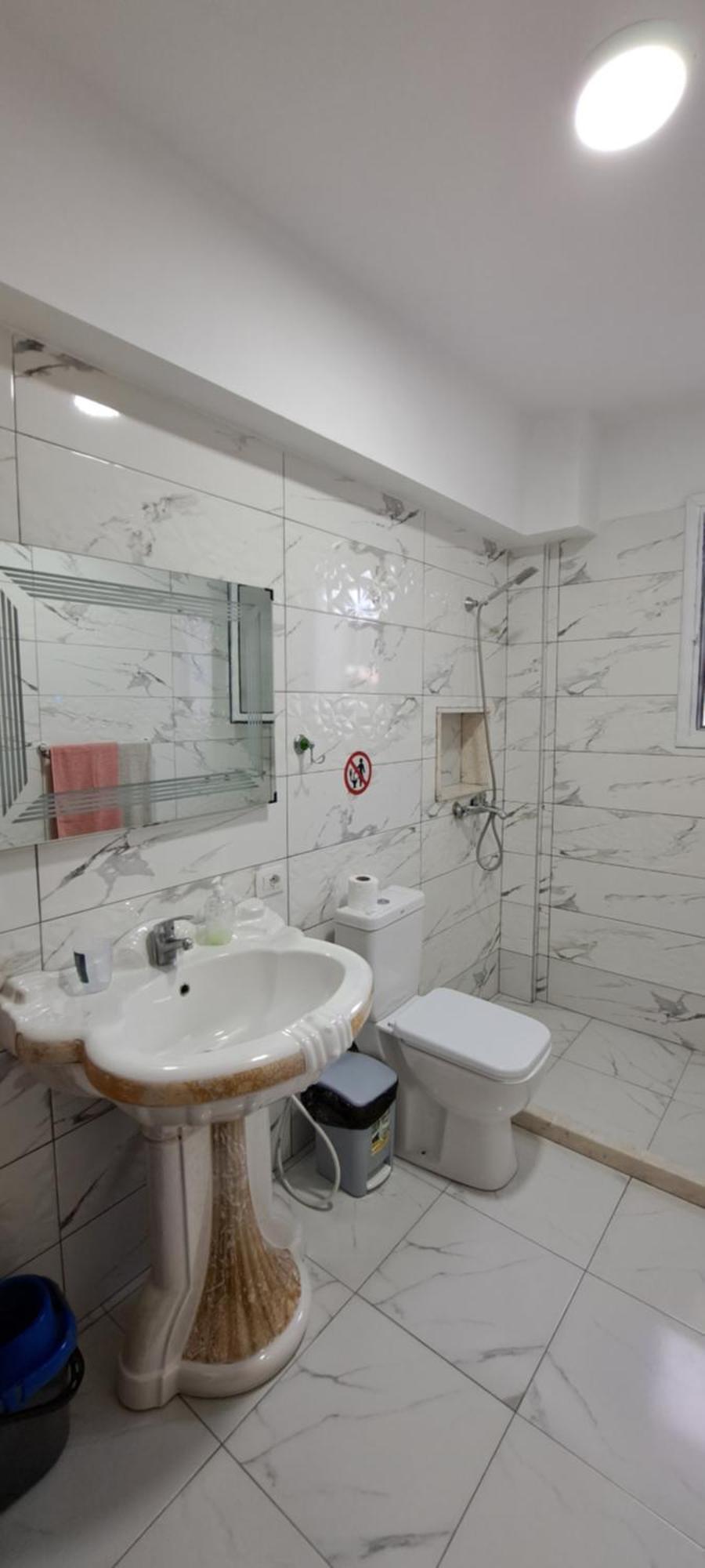 Appartments Kristi&Iris Vlorë Екстериор снимка